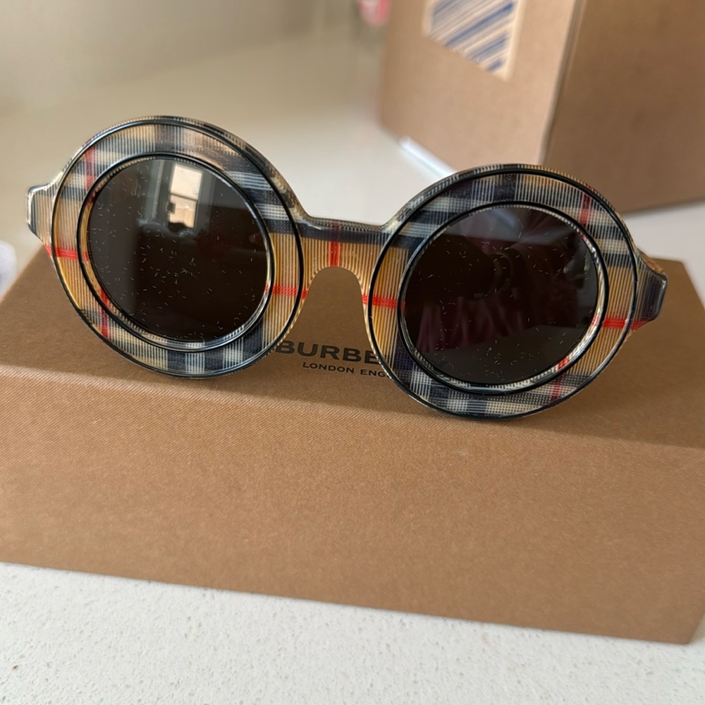 Kids Authentic Burberry Shades